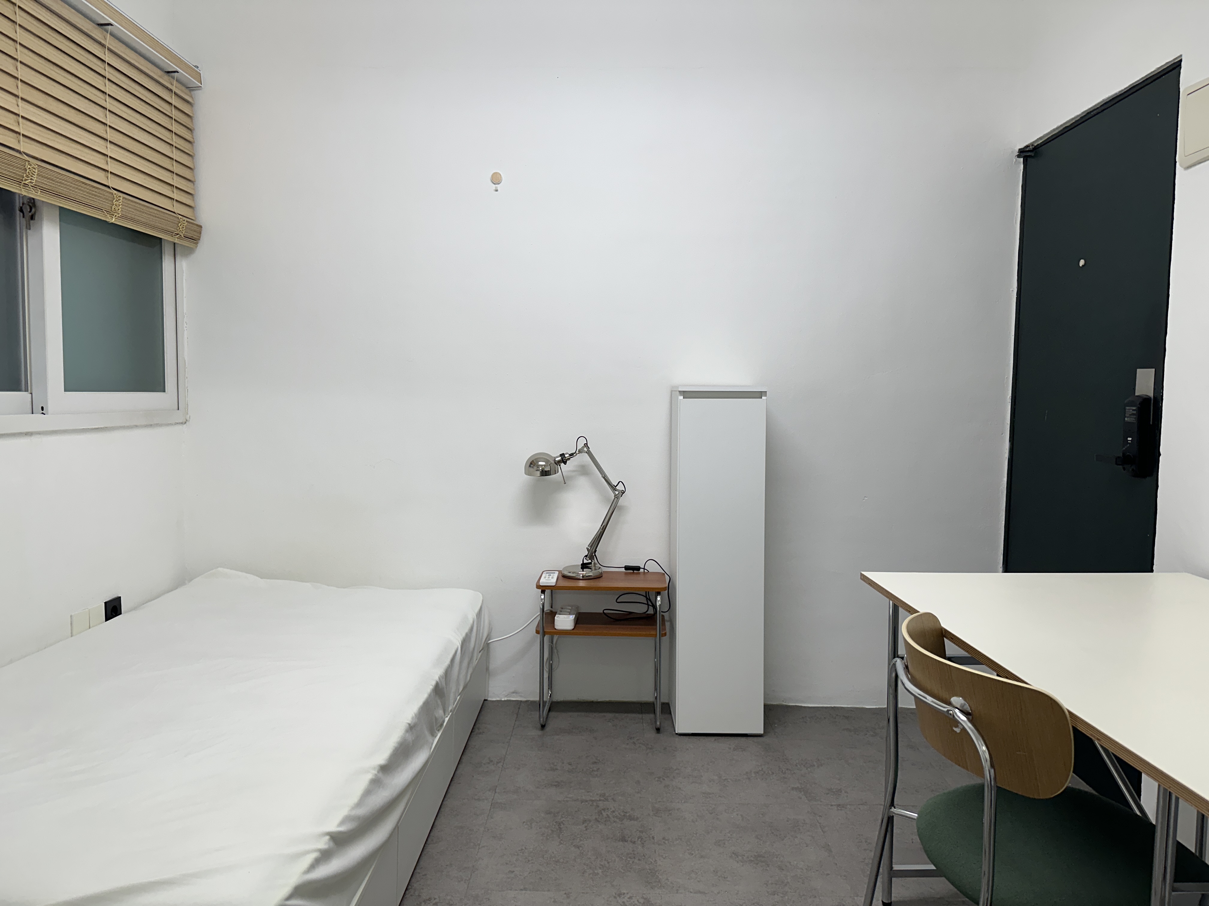 #100 Sinchon (402) 1BR - 사진 1