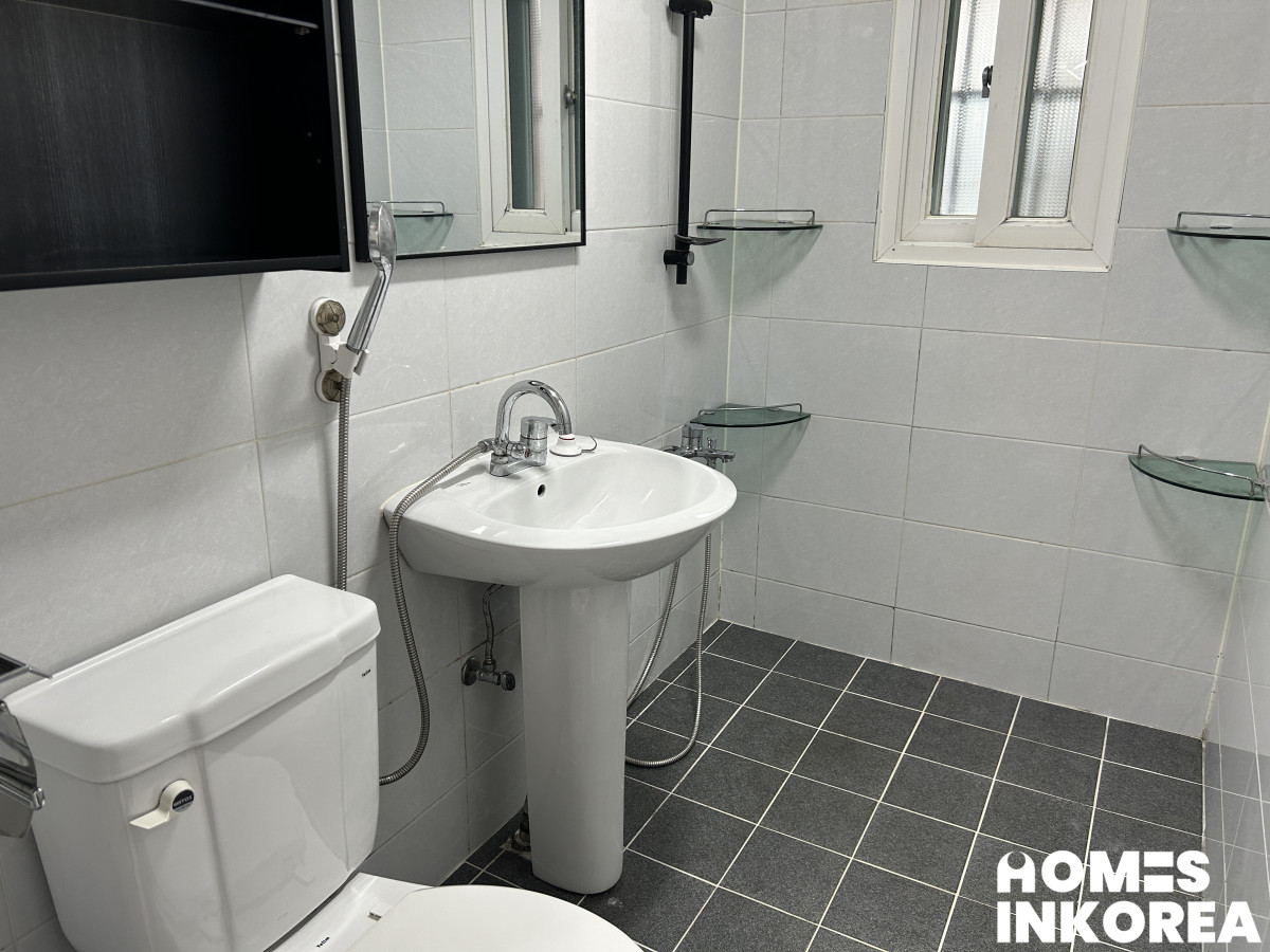 11 화장실 로고.jpg